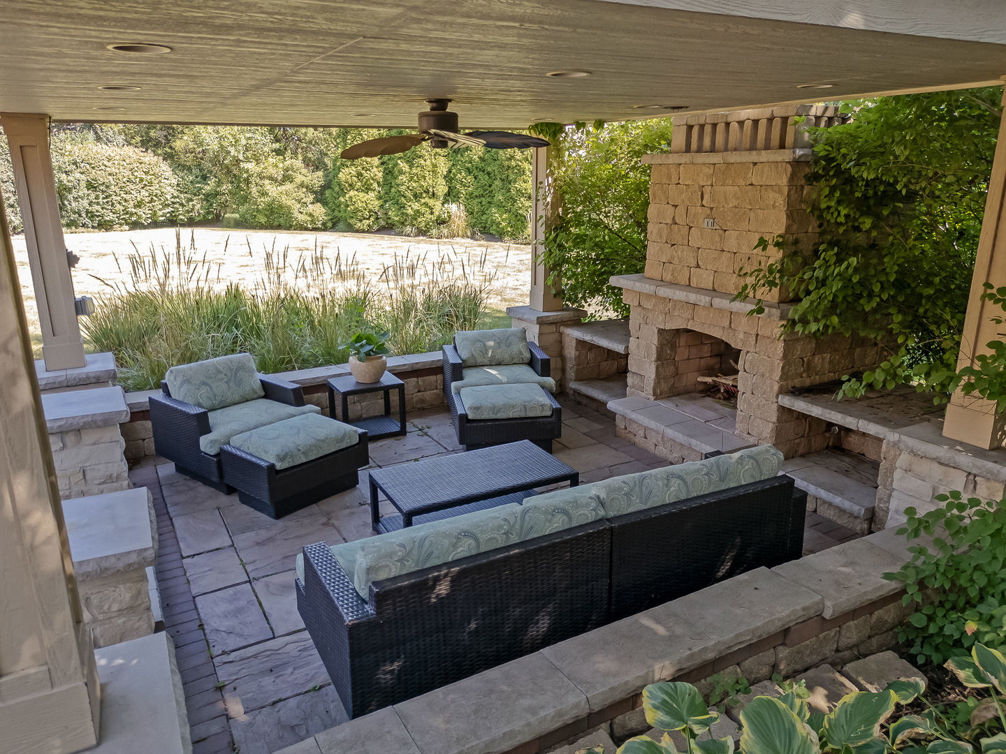 1137 N ITASCA Road