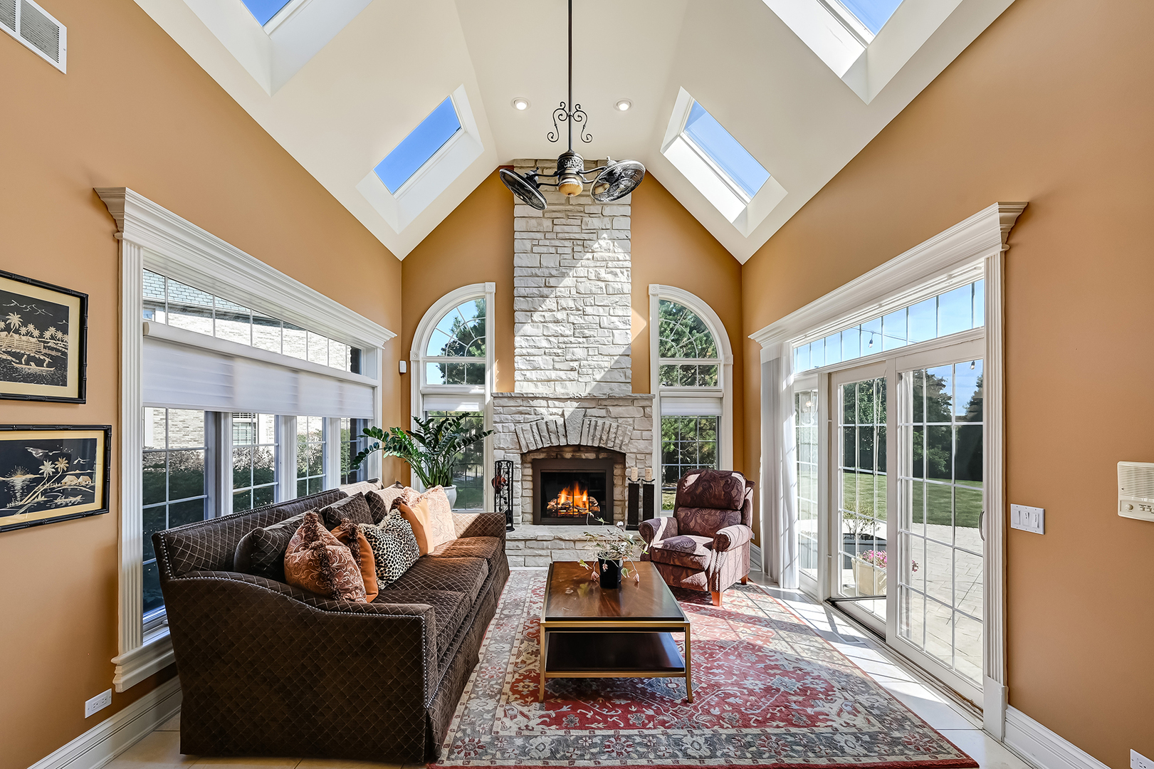 1137 N ITASCA Road