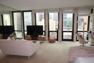 1 E Scott Street Unit: 1105