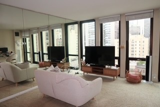 1 E Scott Street Unit: 1105