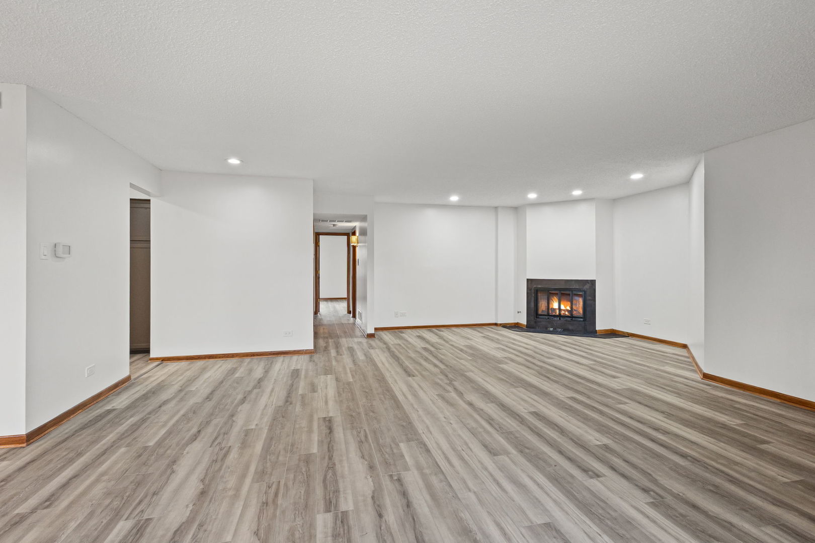 7978 S Garfield Avenue Unit: 206