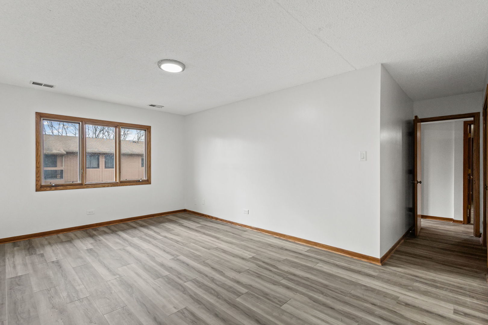 7978 S Garfield Avenue Unit: 206