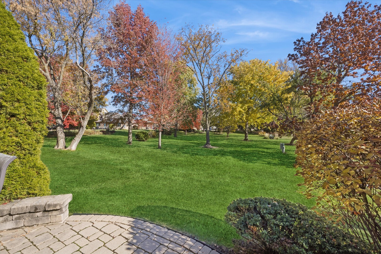 8539 Thistlewood Court