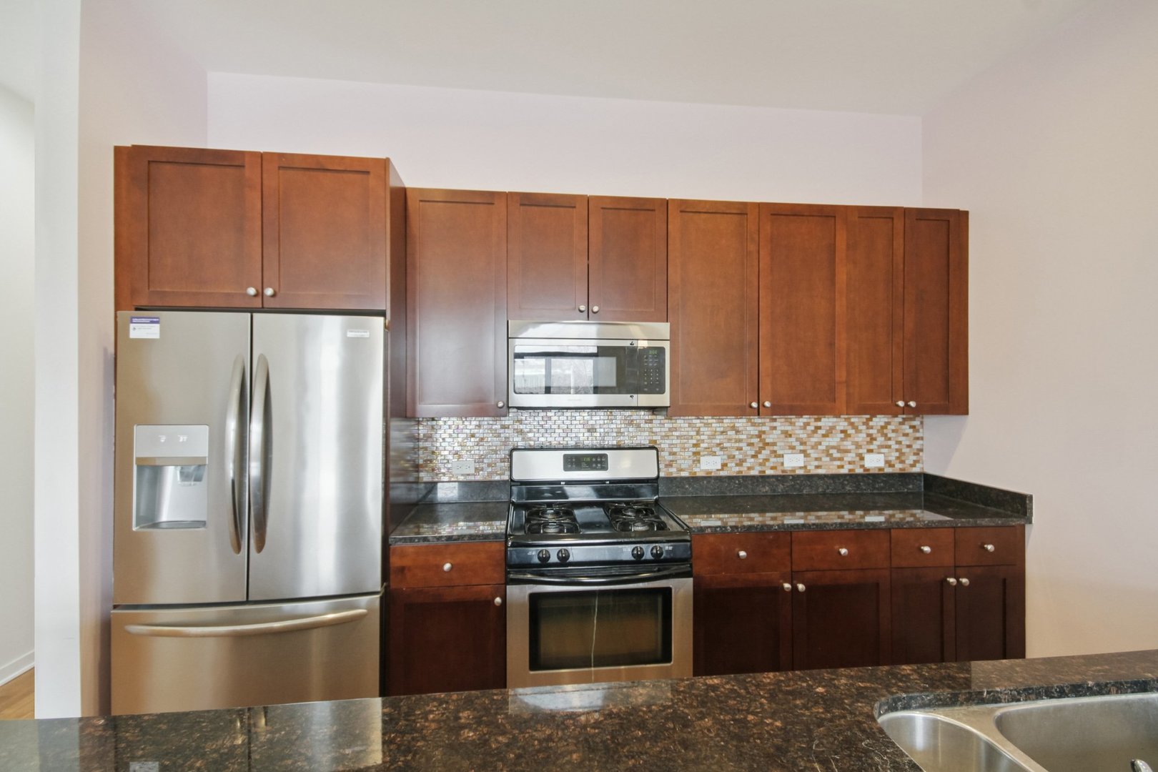 4420 N Clark Street Unit: 301