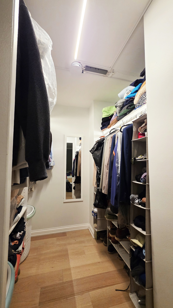 360 W Wellington Avenue Unit: 2B