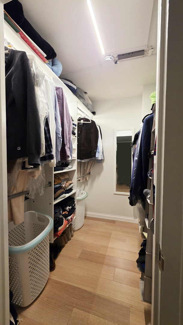 360 W Wellington Avenue Unit: 2B