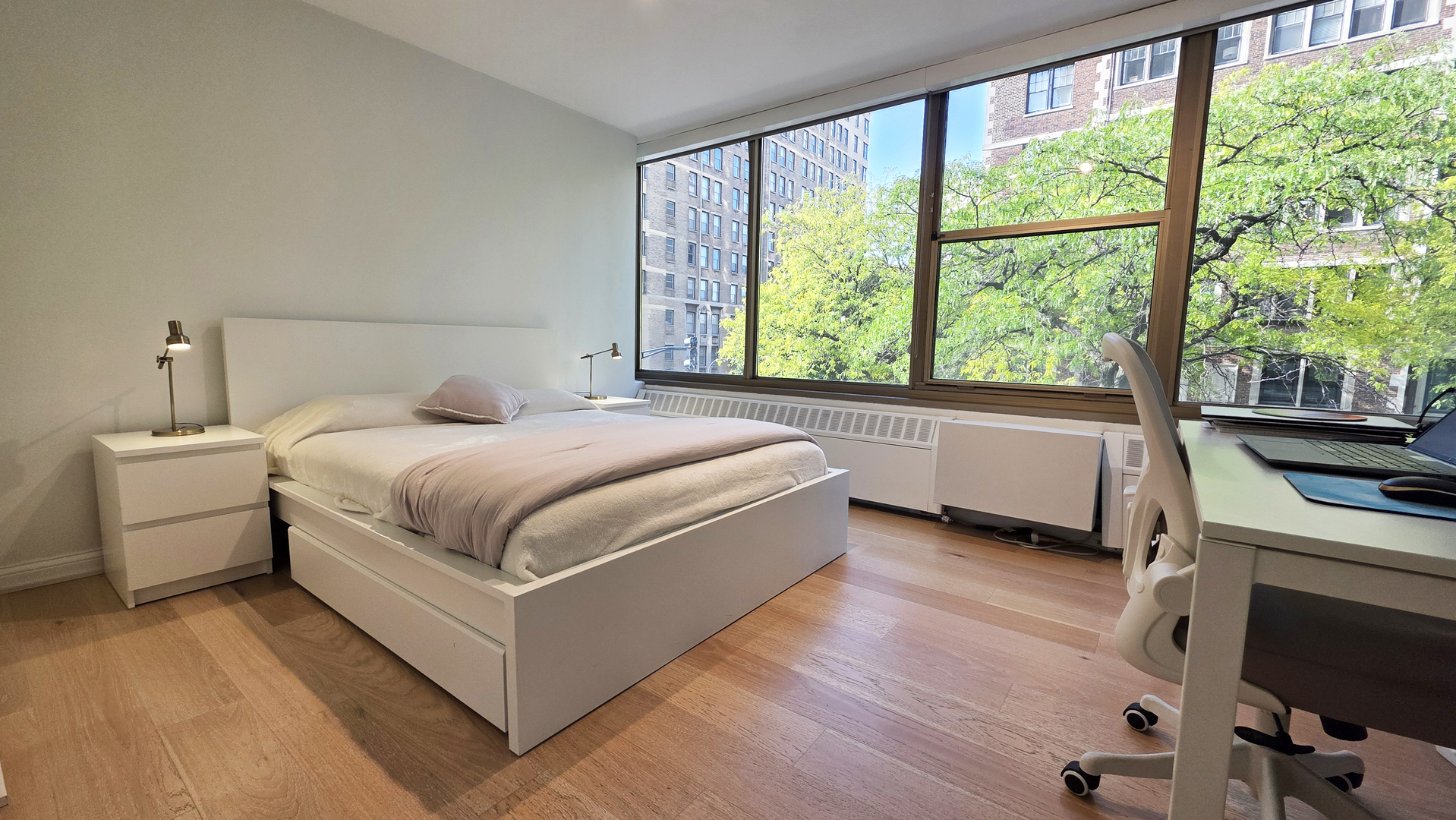 360 W Wellington Avenue Unit: 2B