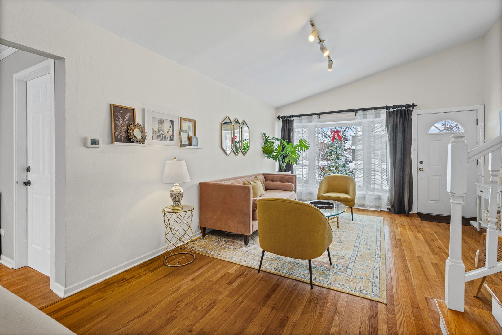 42 W Taylor Road
