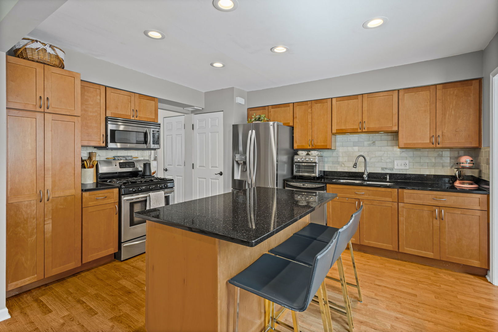 42 W Taylor Road