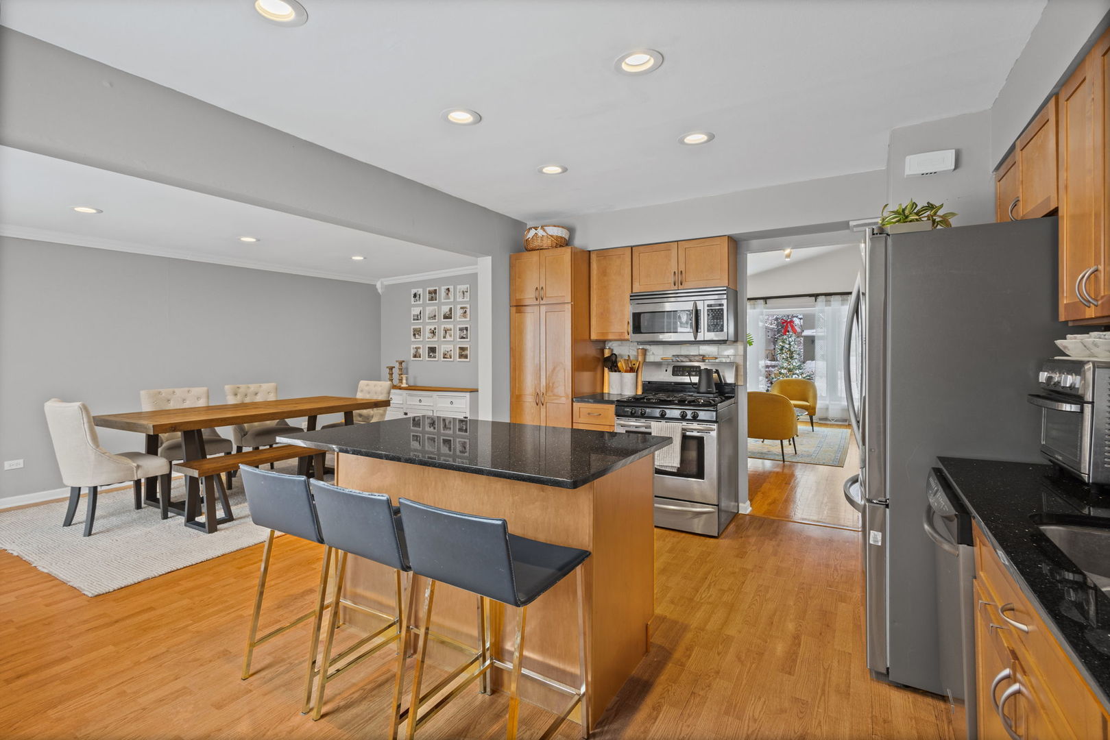 42 W Taylor Road
