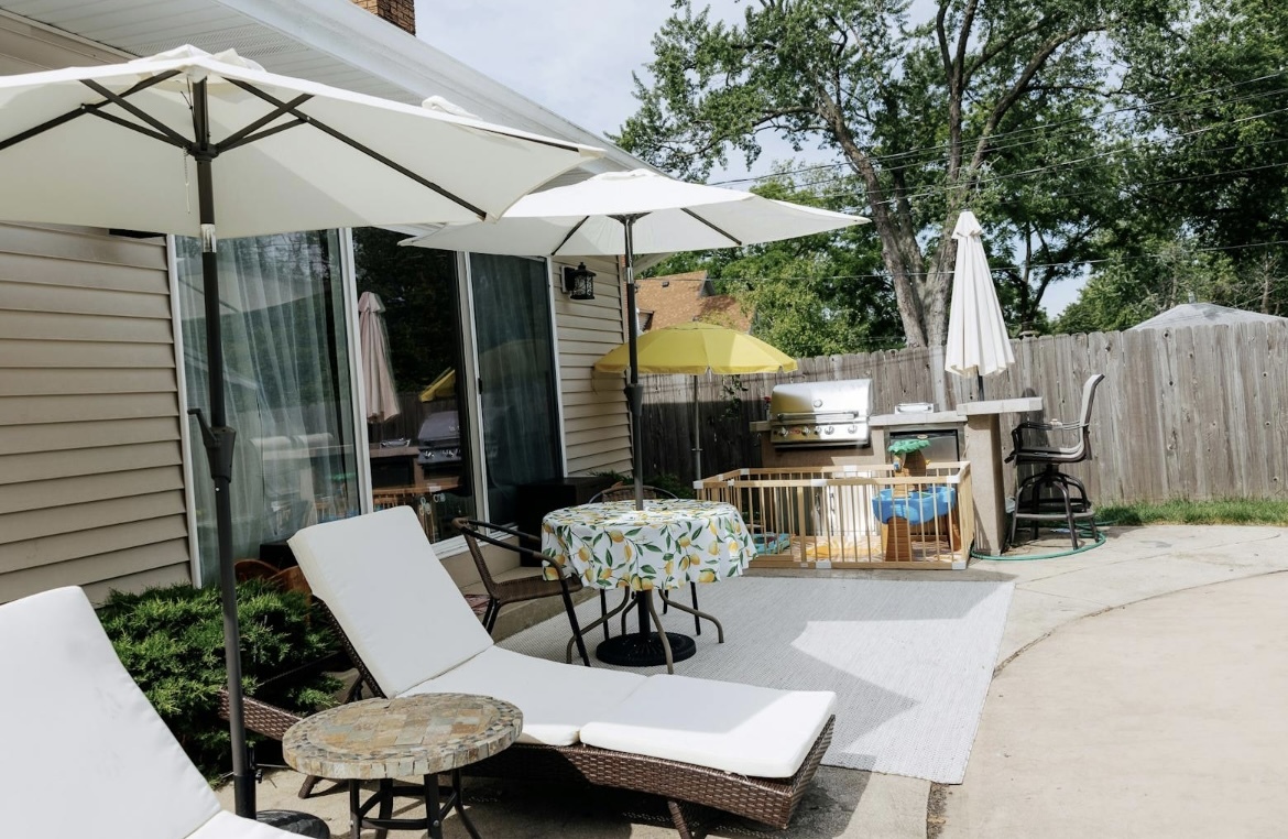 42 W Taylor Road