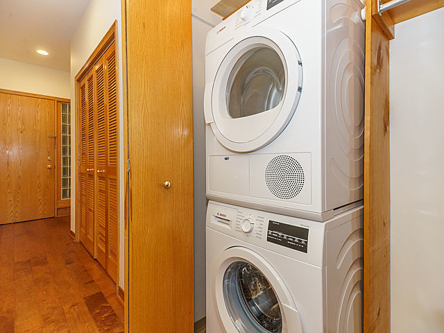 812 W Van Buren Street Unit: 2D