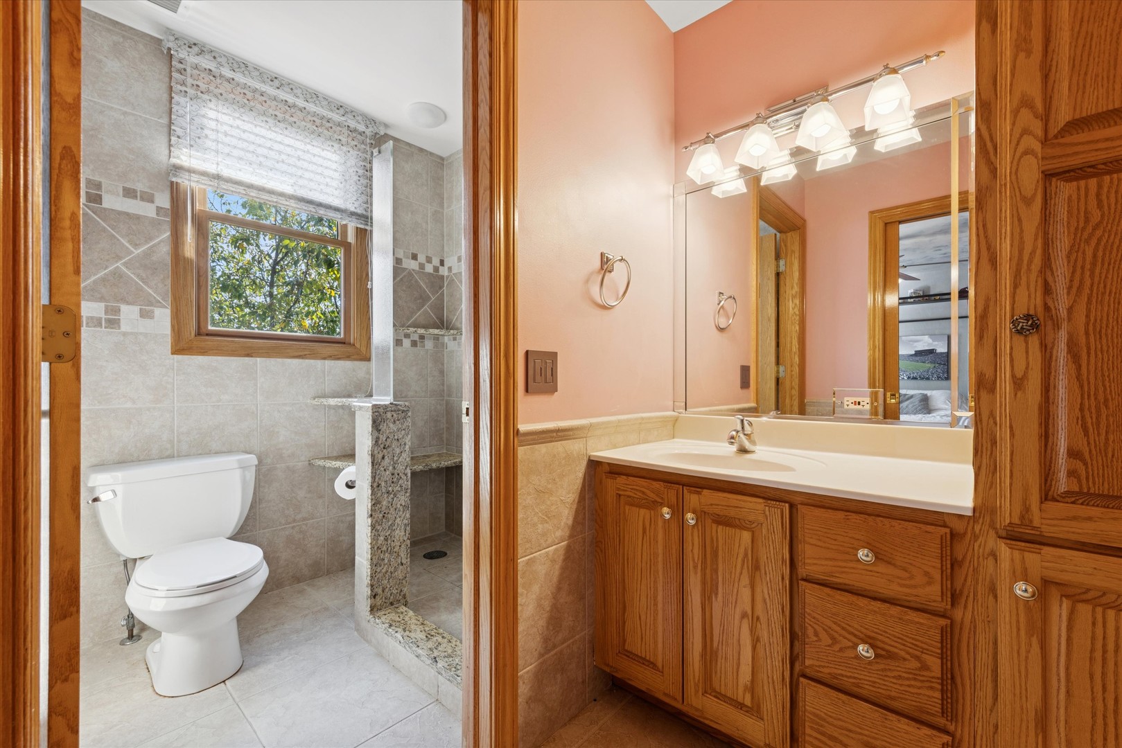 7258 W James Lane