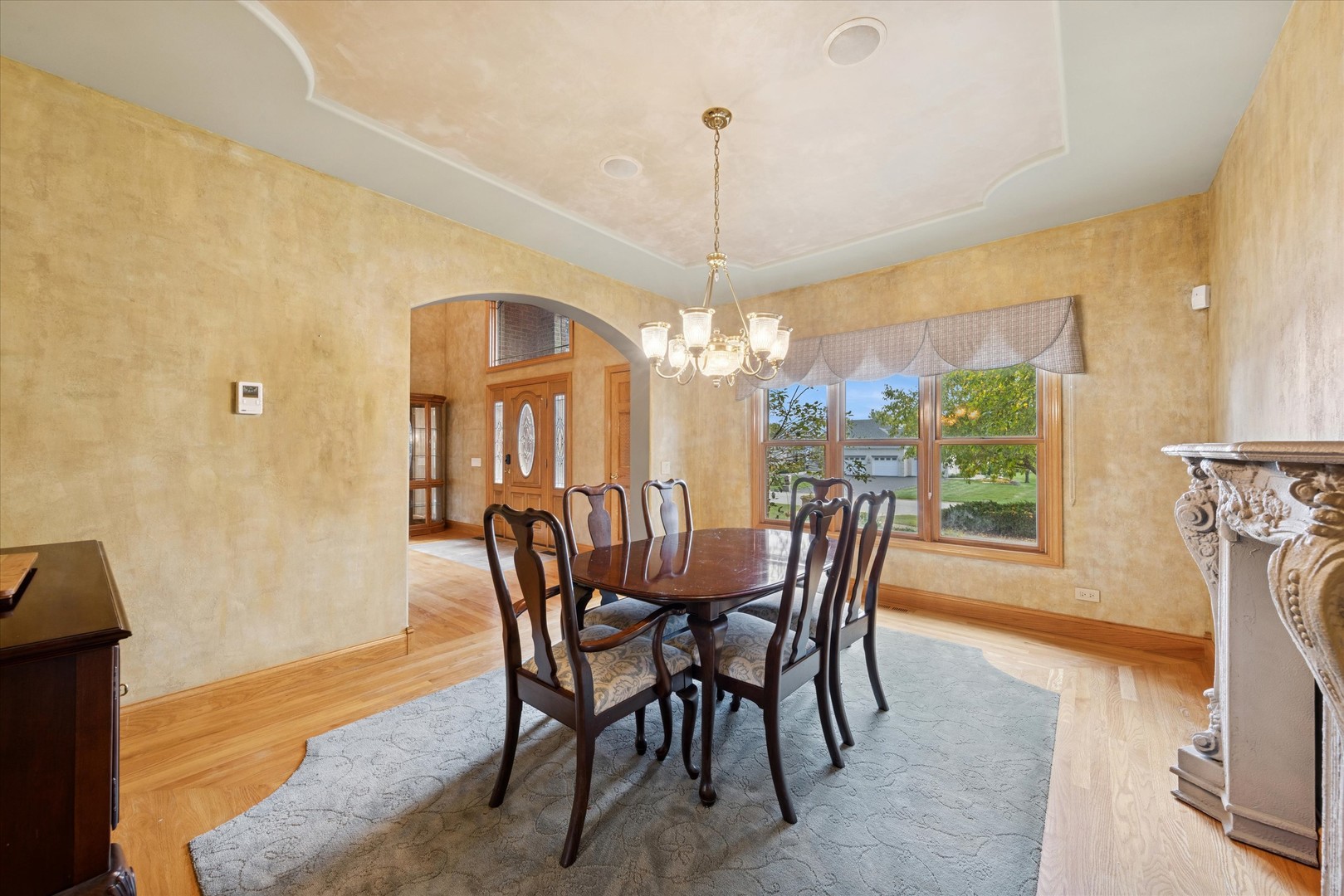 7258 W James Lane