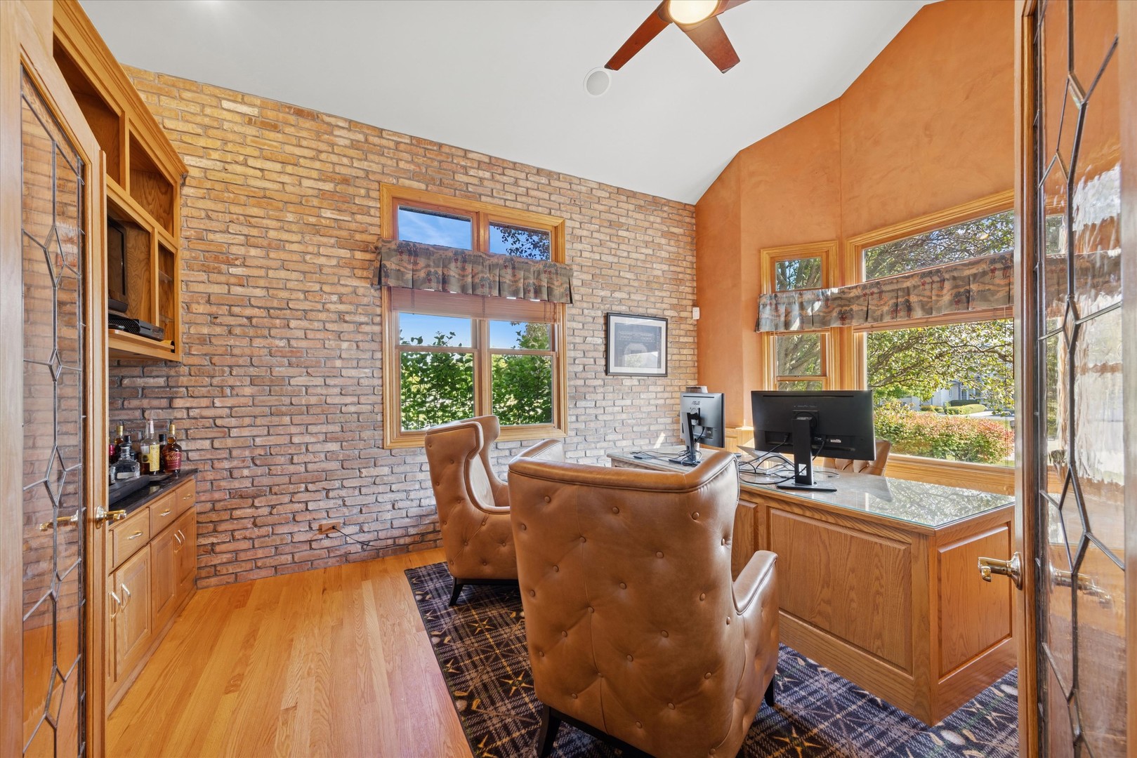 7258 W James Lane