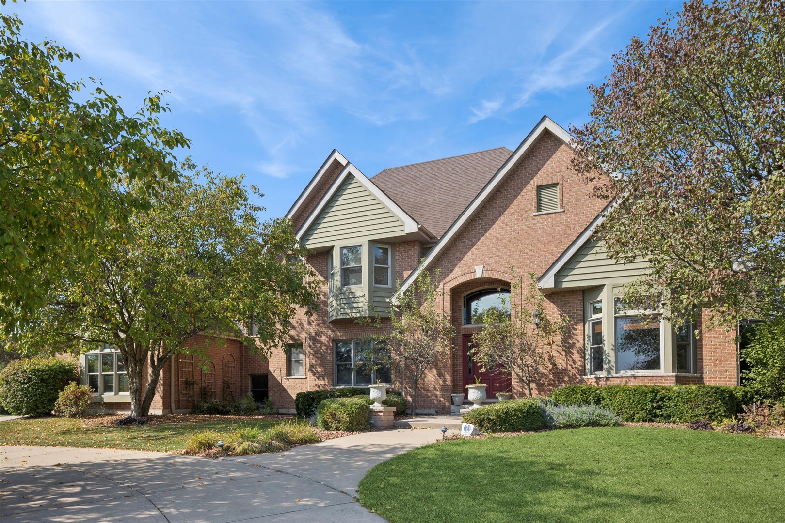 7258 W James Lane