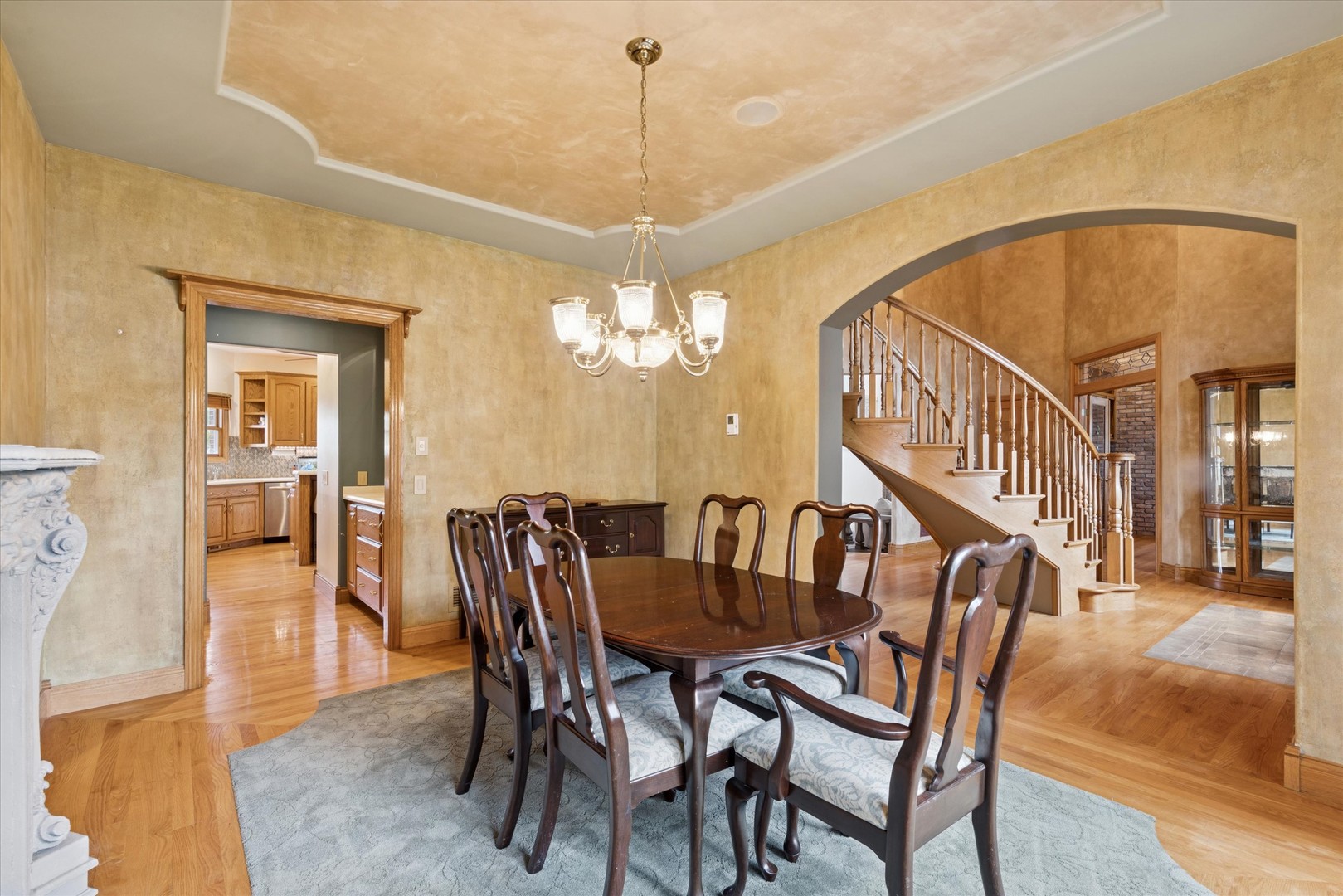 7258 W James Lane