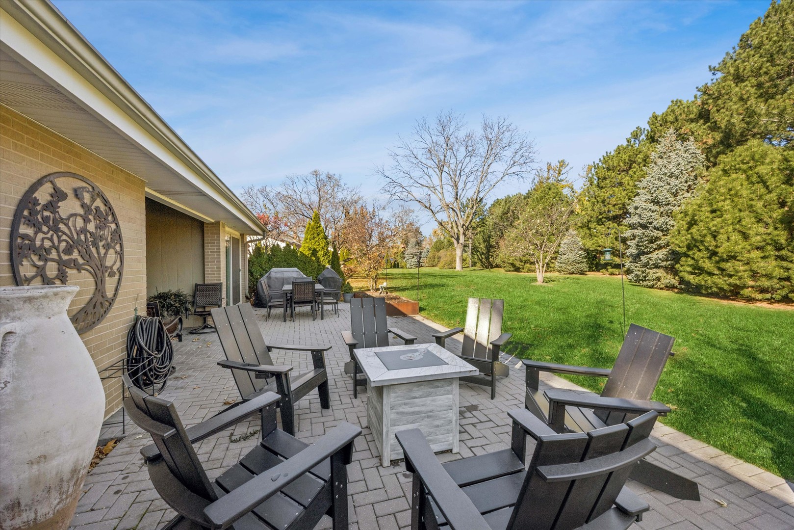 165 Briarwood North