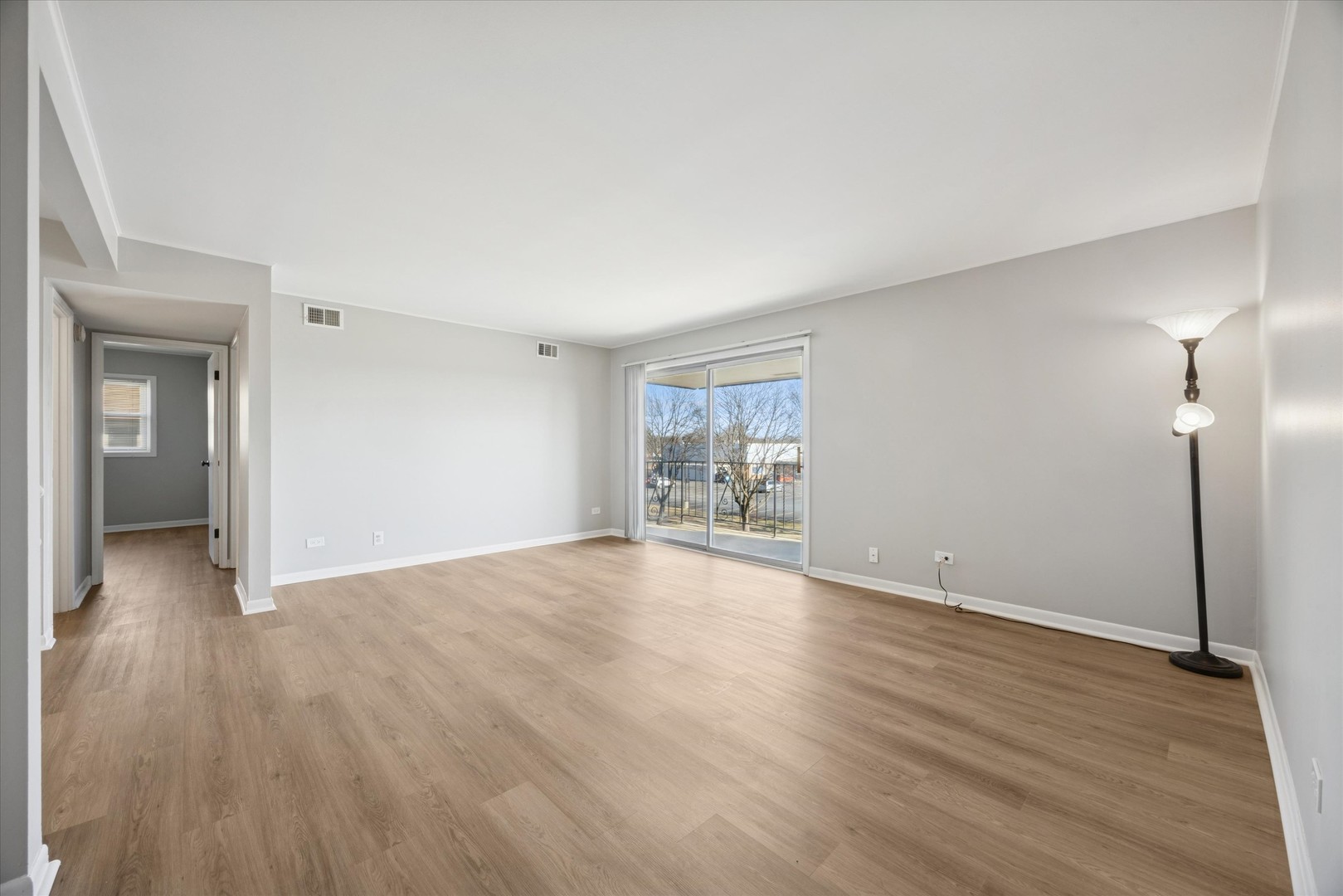 11036 KILPATRICK Avenue Unit: 3NE