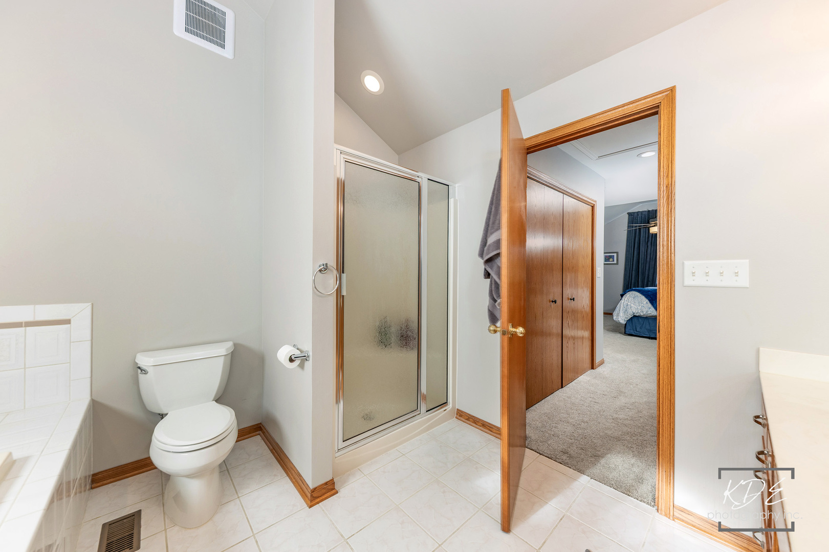 11 Warner Circle
