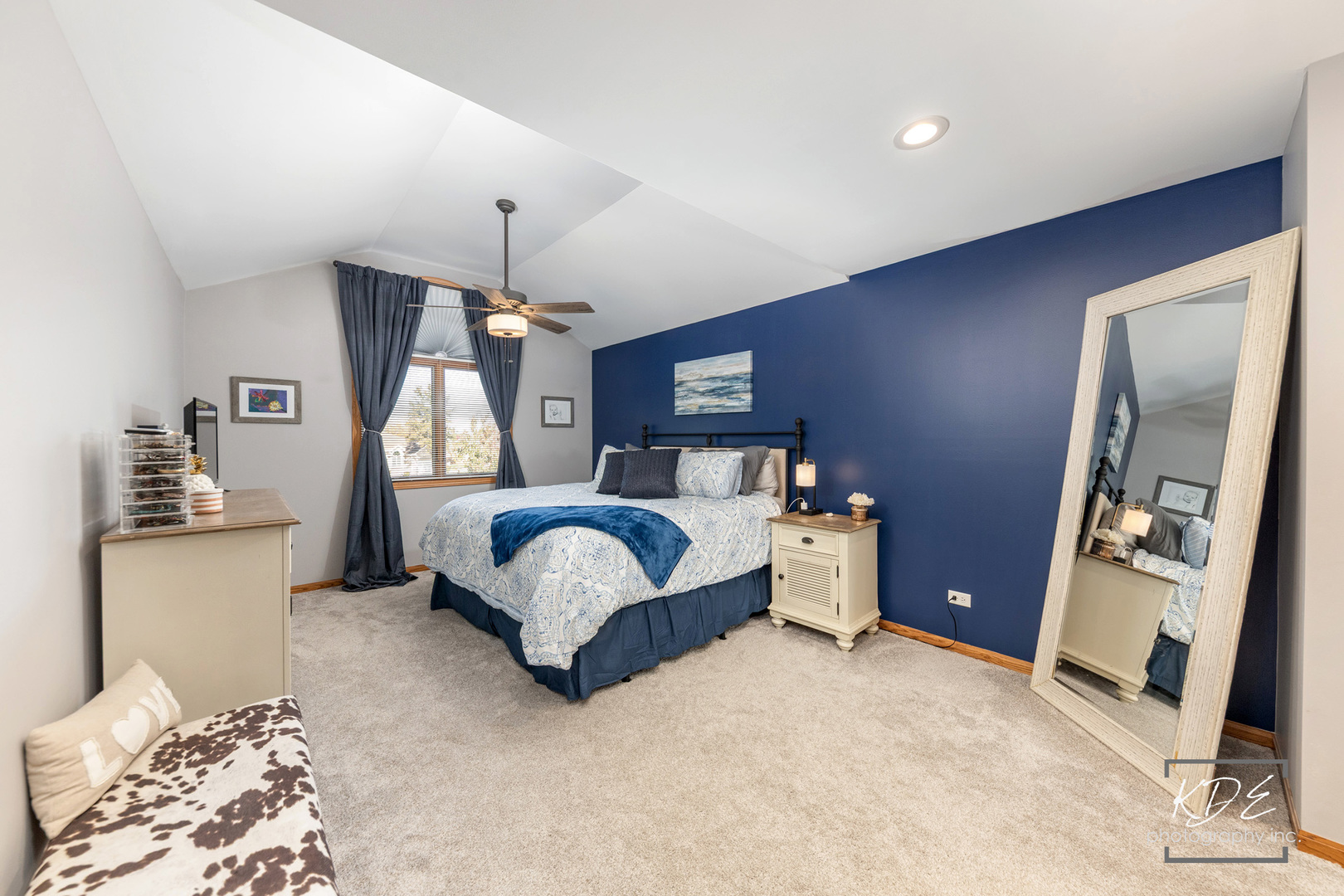 11 Warner Circle