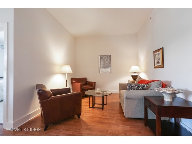 450 VILLAGE CENTER Drive Unit: 413