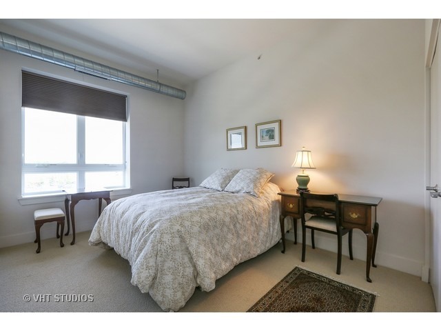450 VILLAGE CENTER Drive Unit: 413