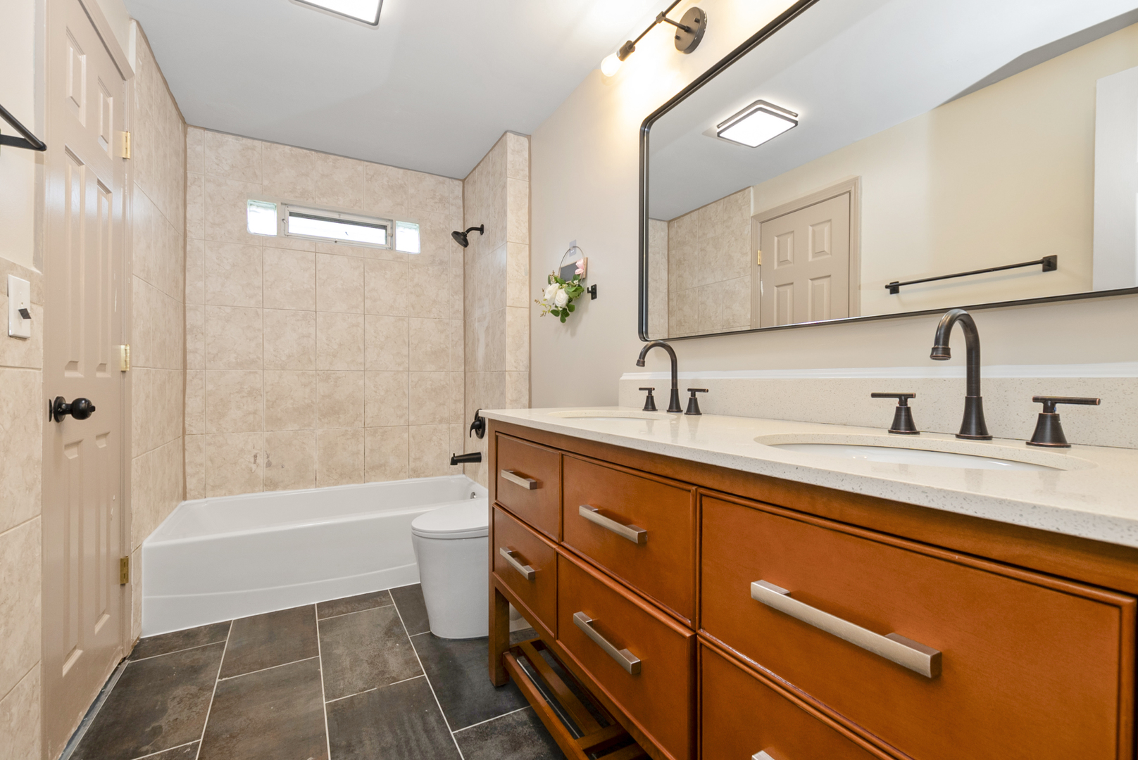 836 Lily Cache Lane