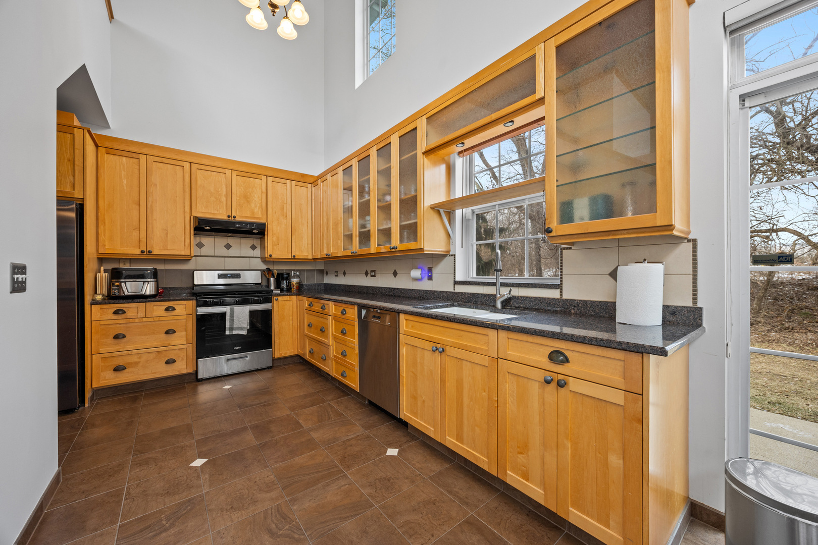 192 Brompton Lane Unit: B