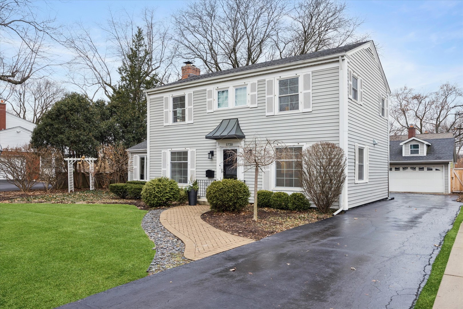 5720 Woodland Drive