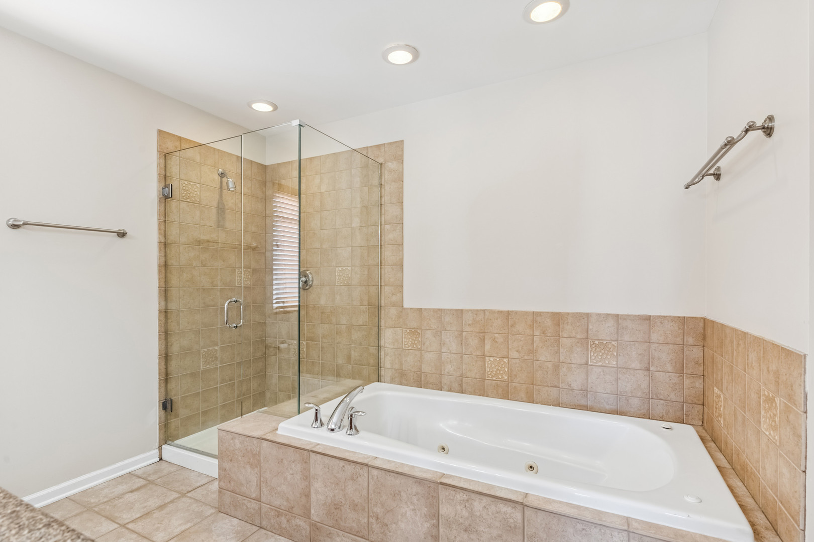8900 31st Street Unit: 8
