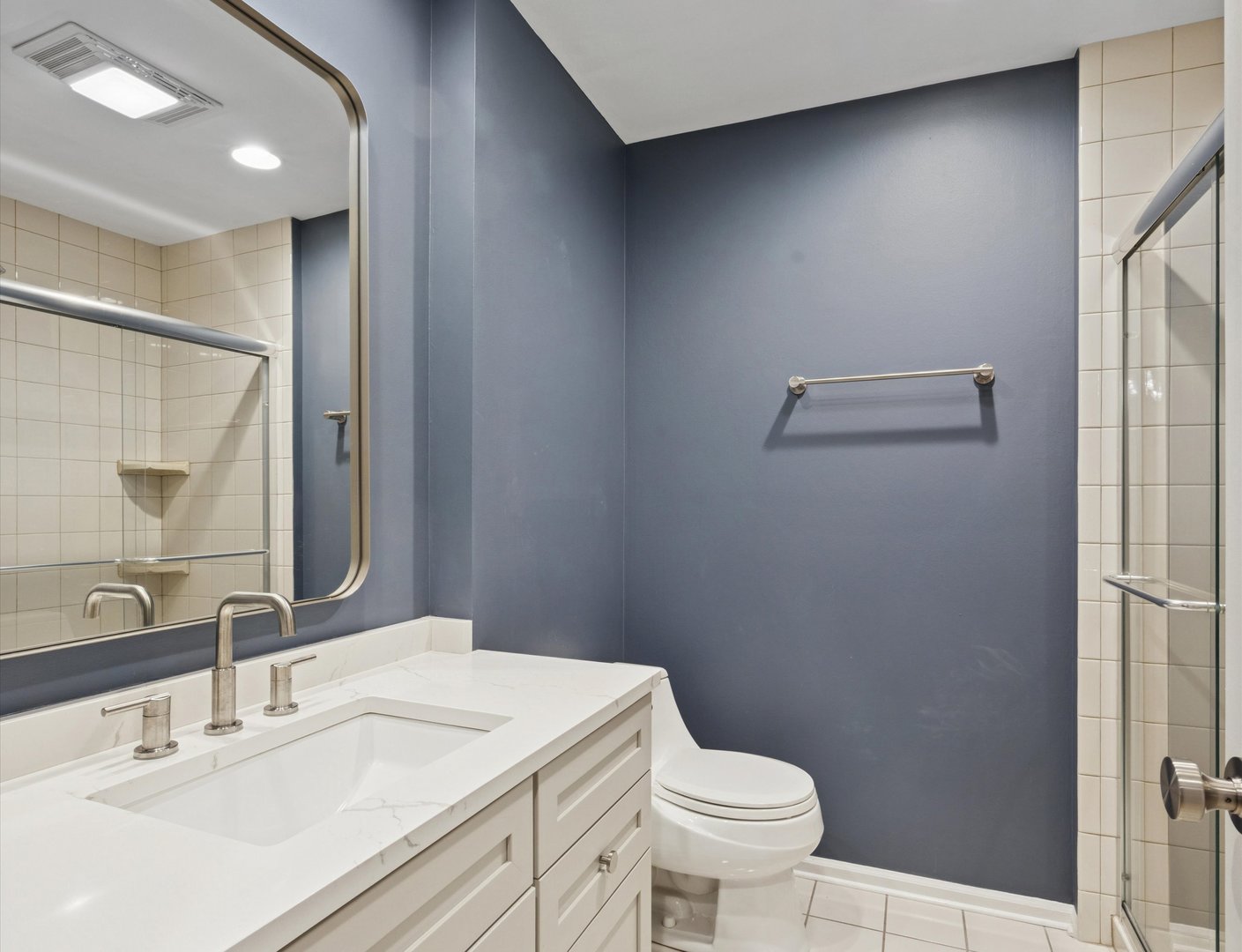 1401 Burr Oak Road Unit: 105B