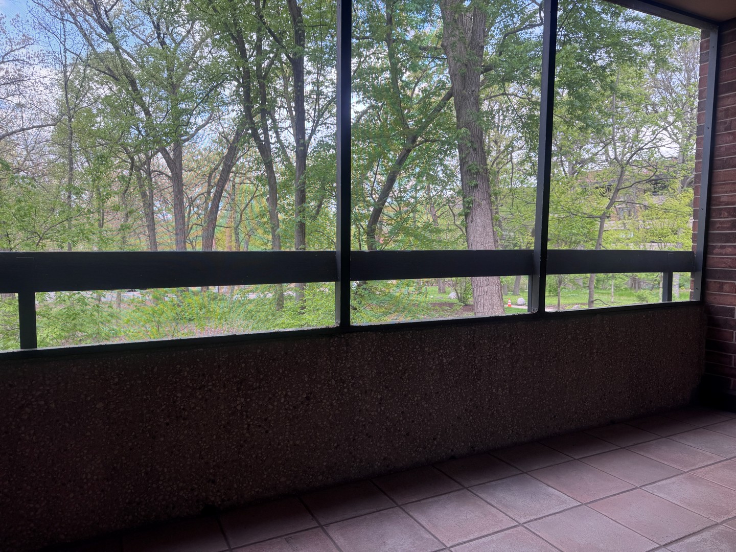 1401 Burr Oak Road Unit: 105B