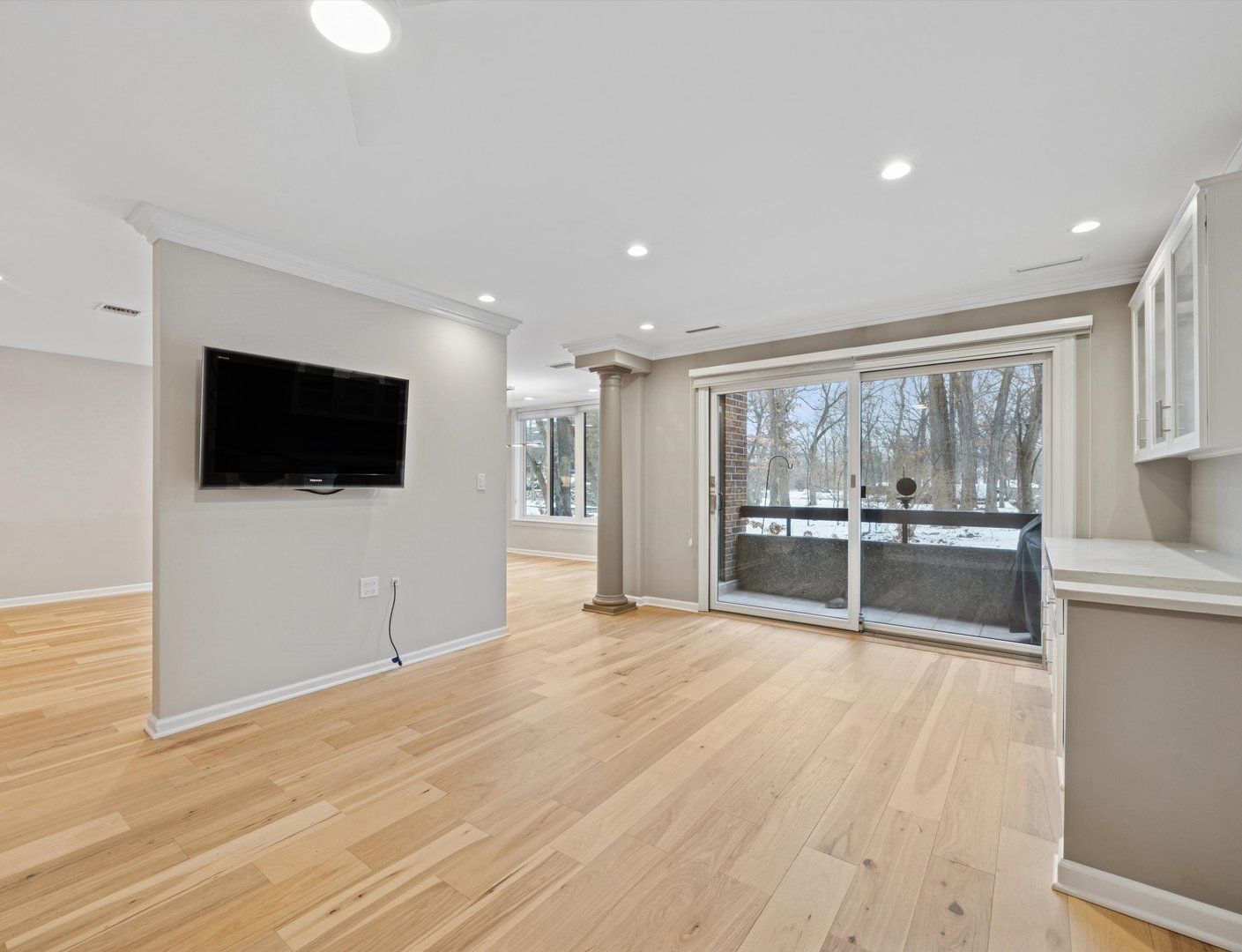 1401 Burr Oak Road Unit: 105B