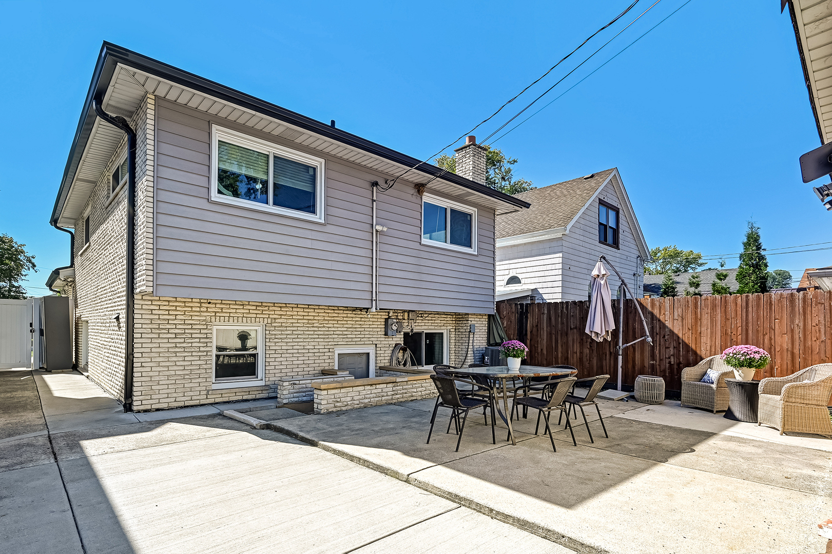 7702 W 66th Street