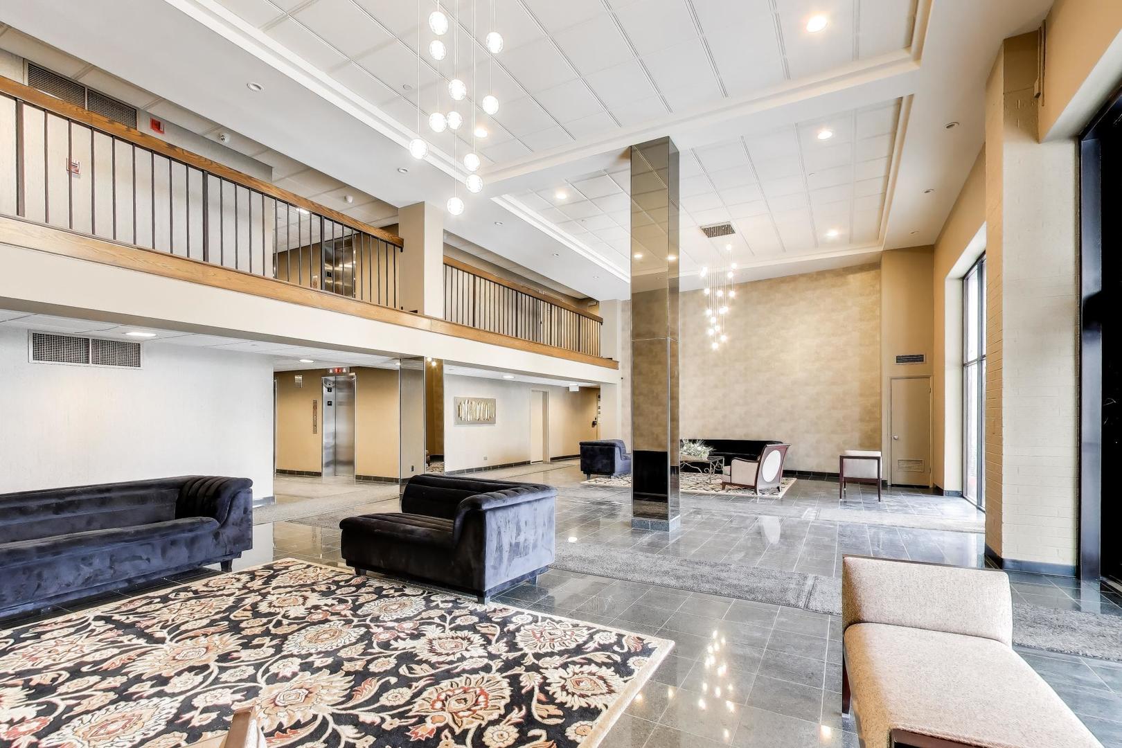 6340 Americana Drive Unit: 904