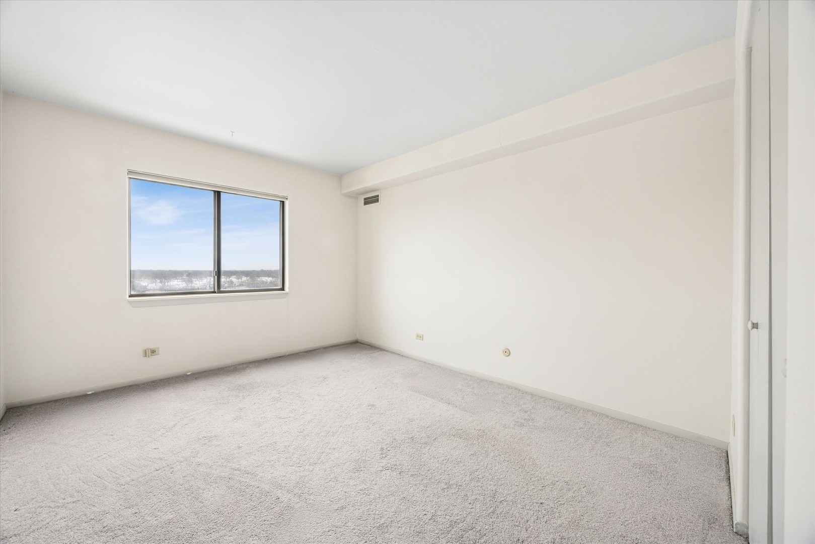 6340 Americana Drive Unit: 904