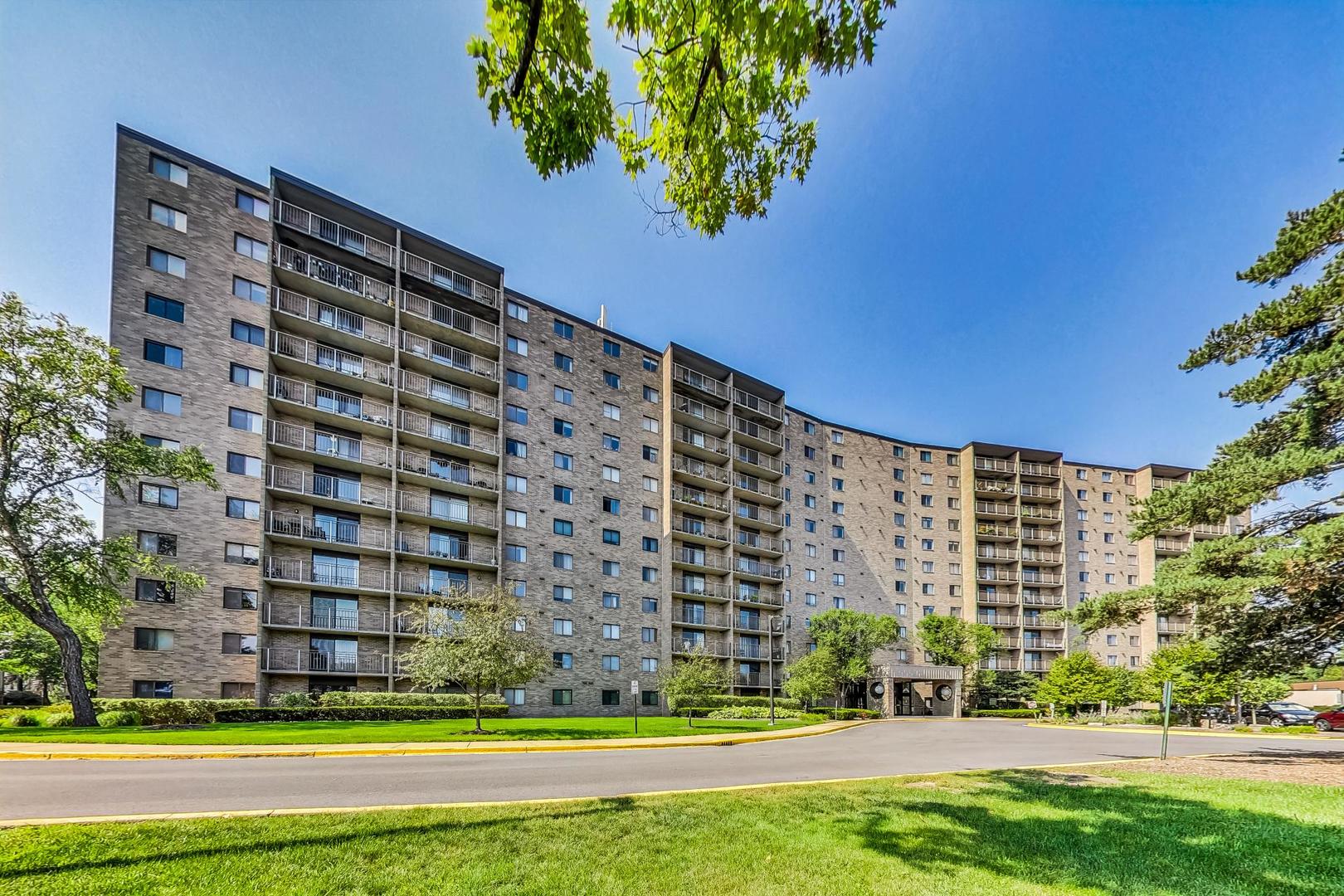 6340 Americana Drive Unit: 904