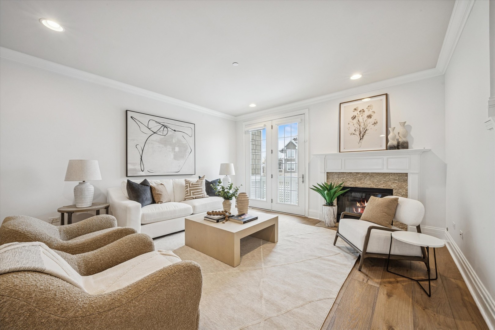 86 W KENNEDY Lane