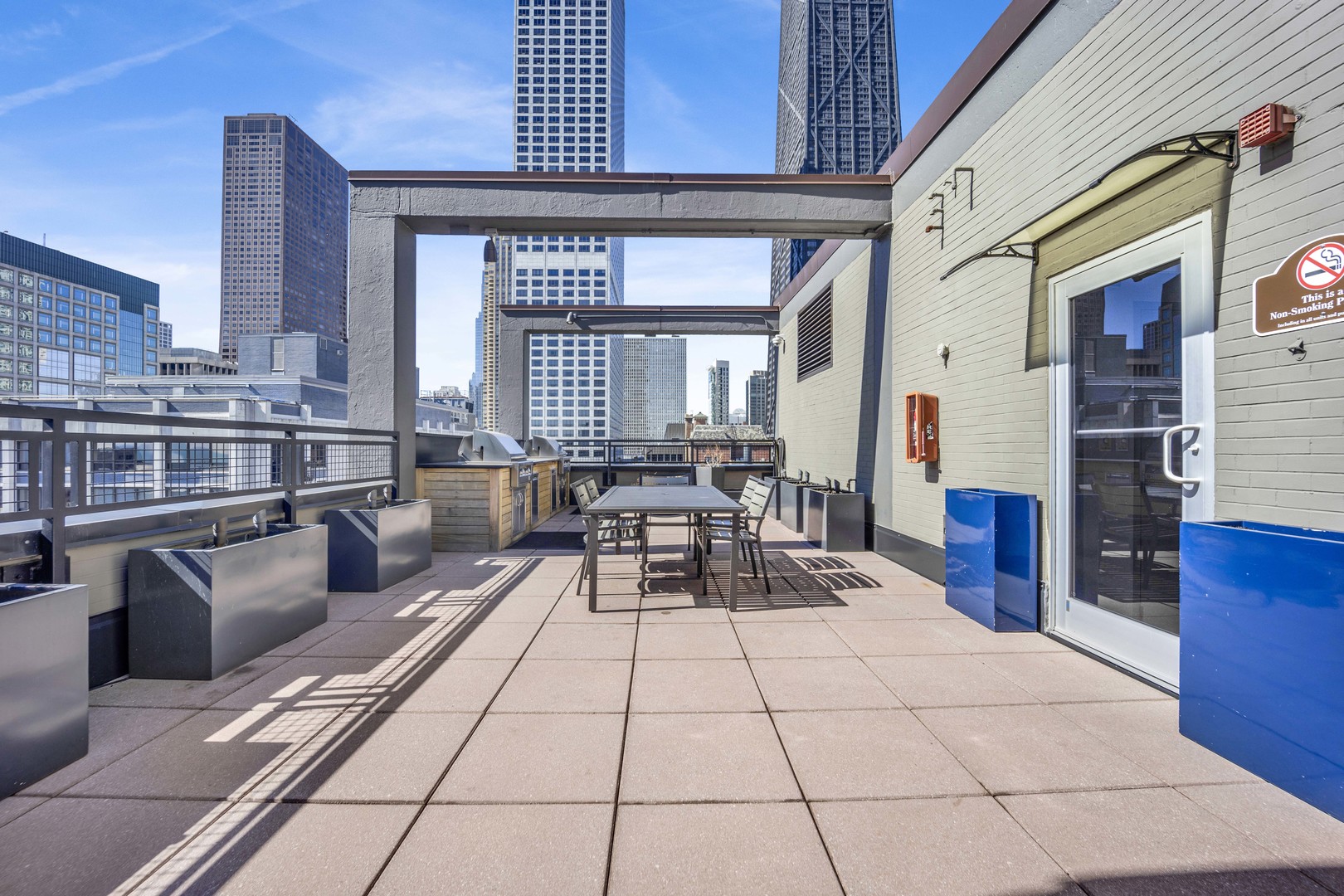 247 E CHESTNUT Street Unit: 1201