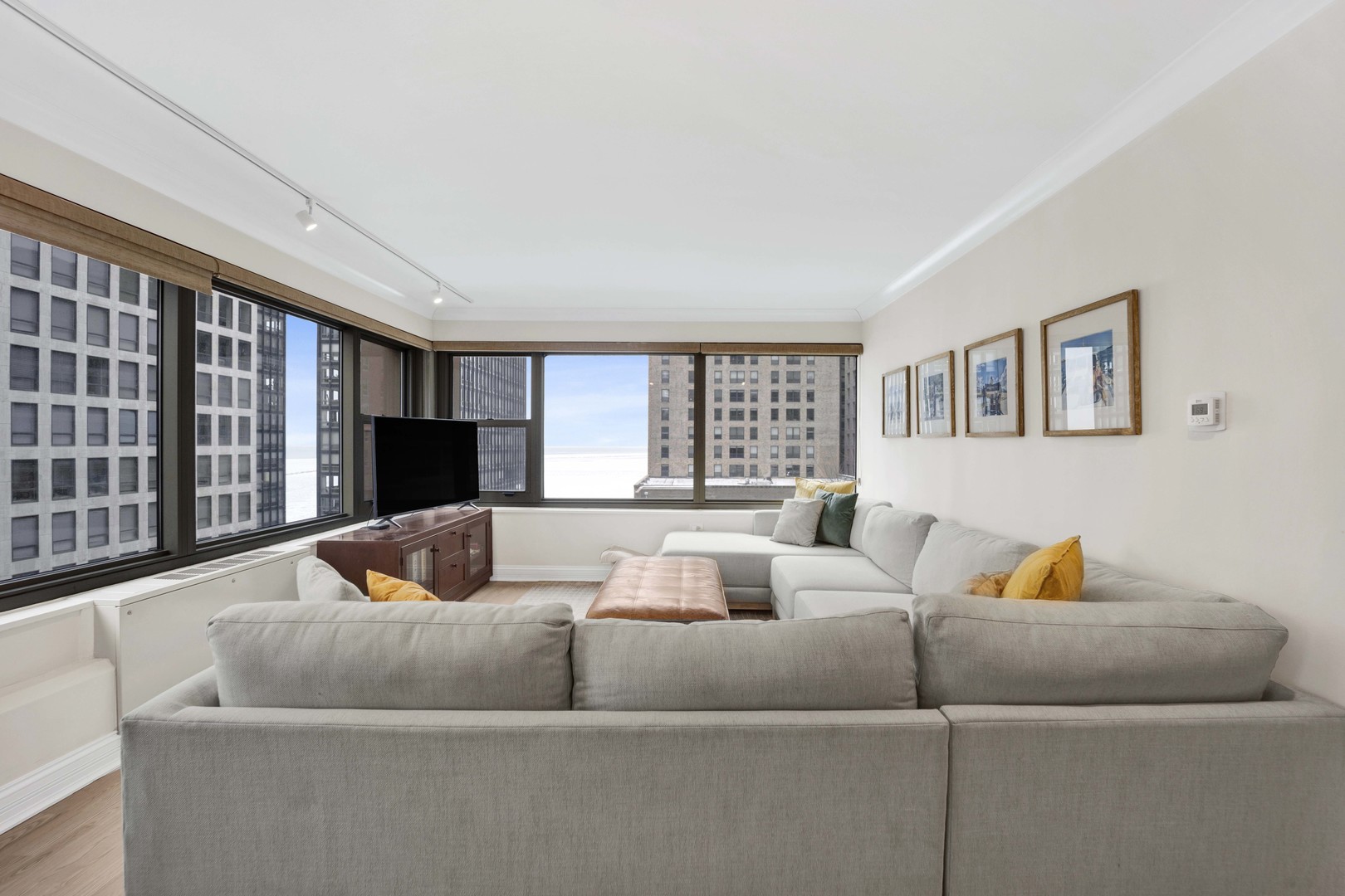 247 E CHESTNUT Street Unit: 1201