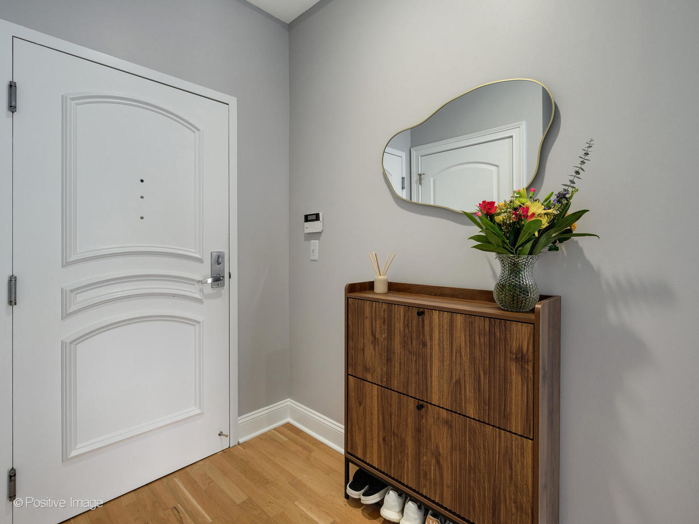 101 W Superior Street Unit: 706