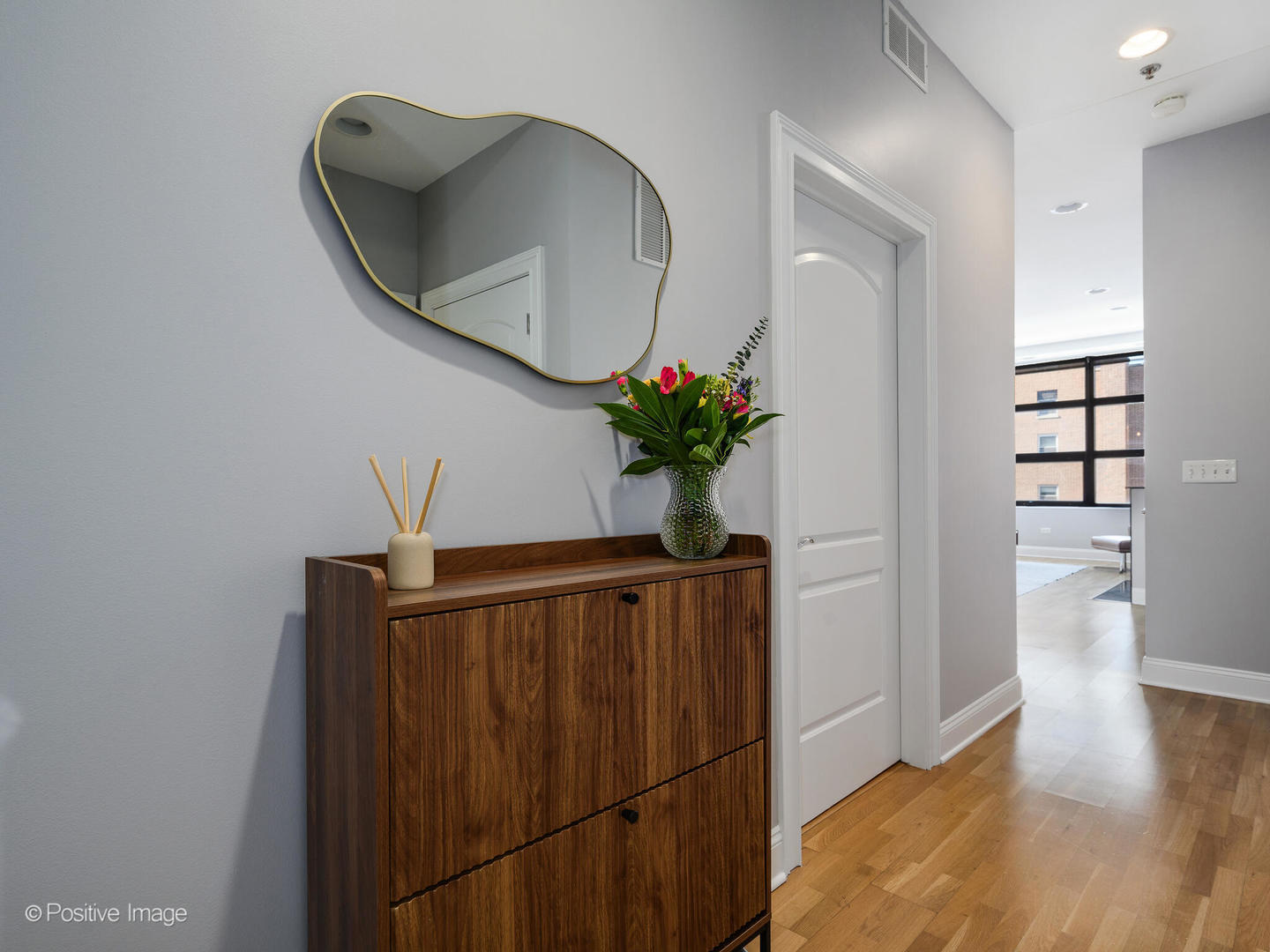 101 W Superior Street Unit: 706