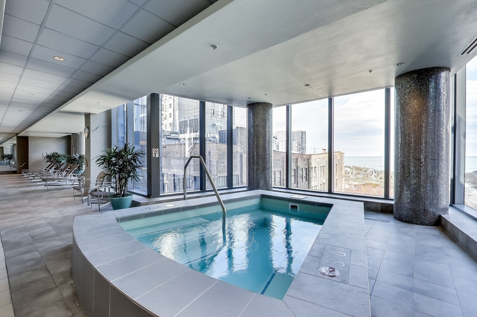 60 E Monroe Street Unit: 5301