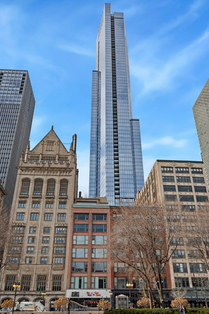 60 E Monroe Street Unit: 5301