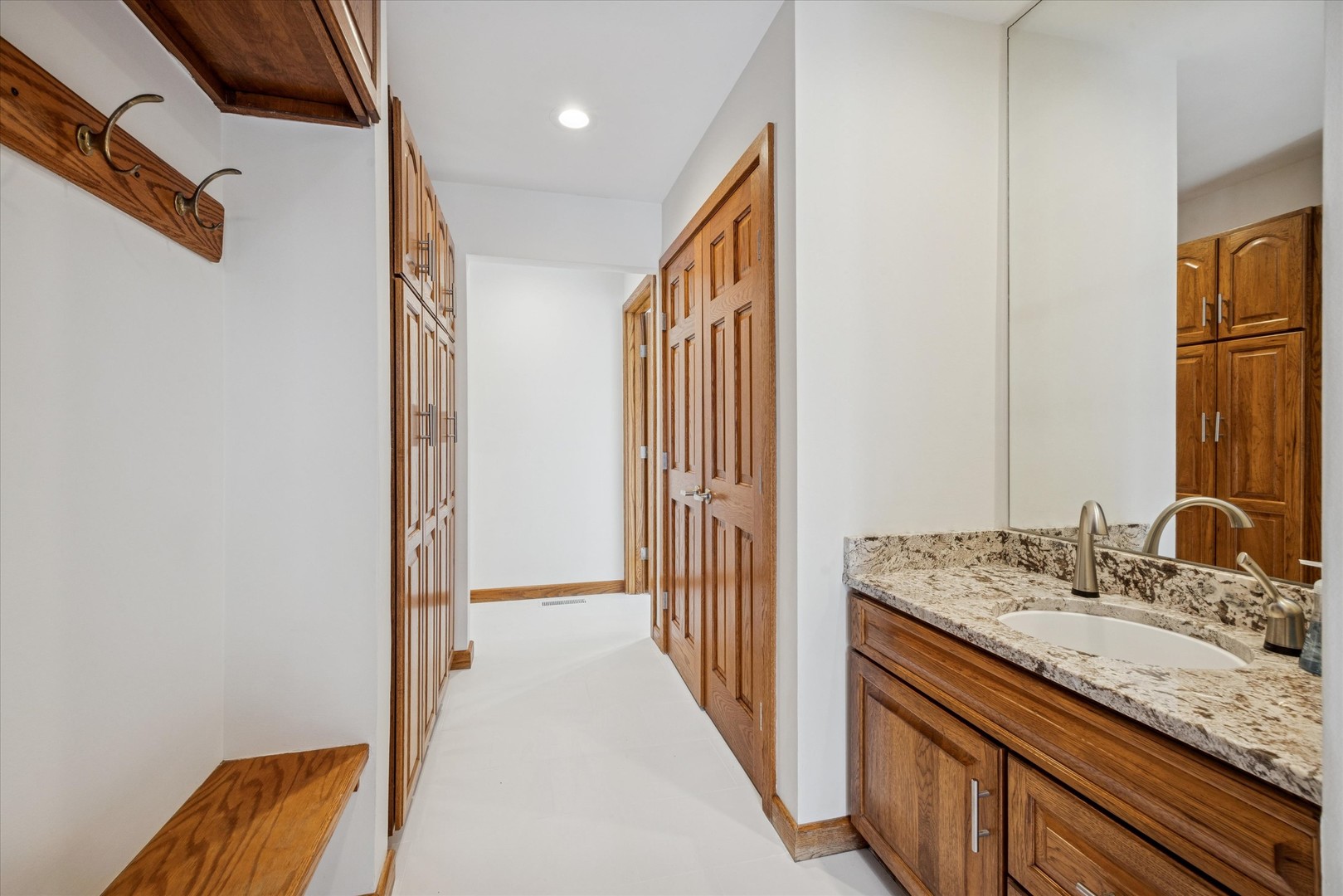 8425 Hickory Court