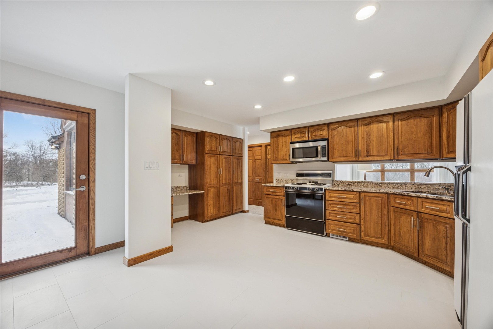 8425 Hickory Court