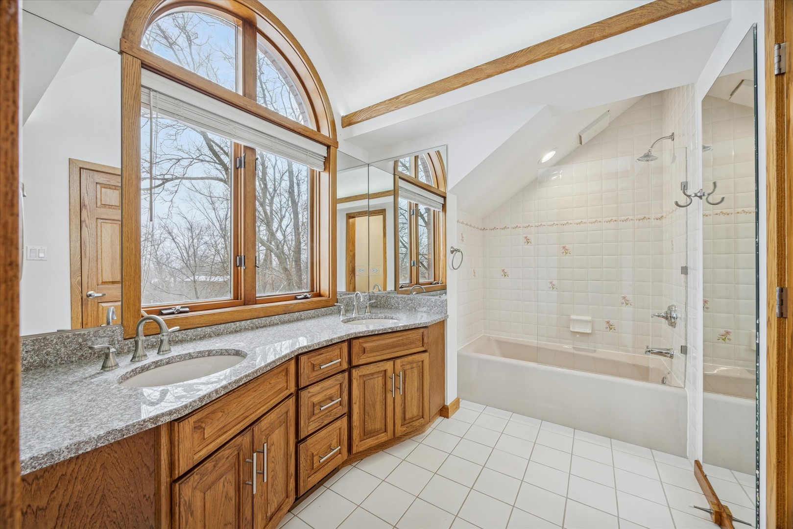8425 Hickory Court