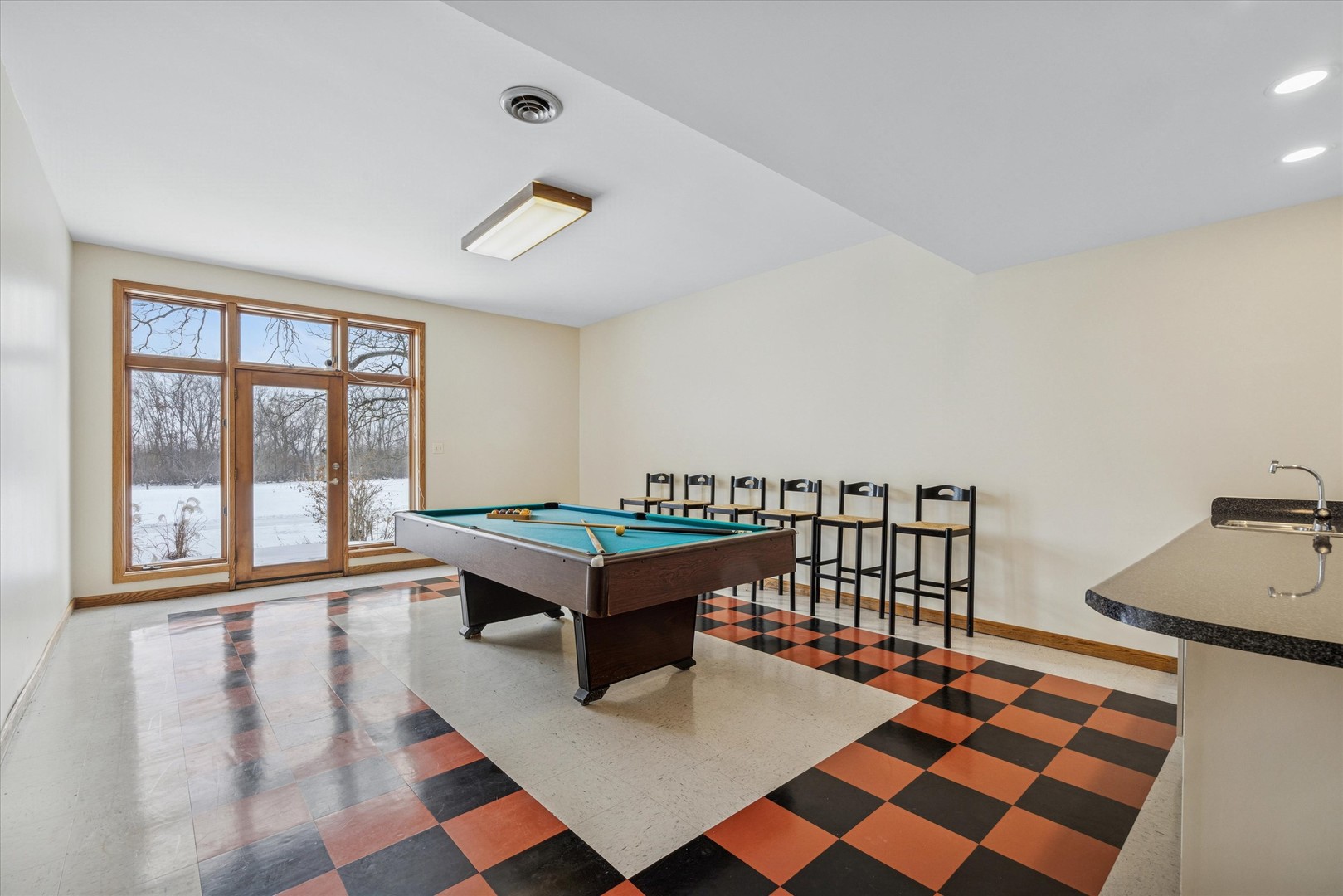 8425 Hickory Court