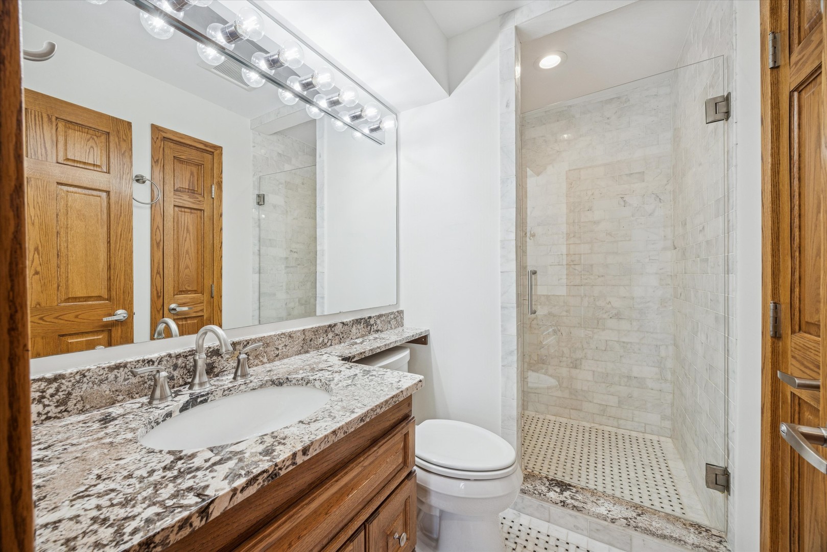 8425 Hickory Court